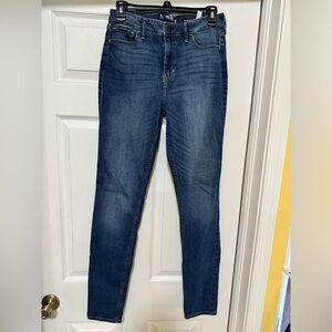 Hollister blue jeans, size 9L